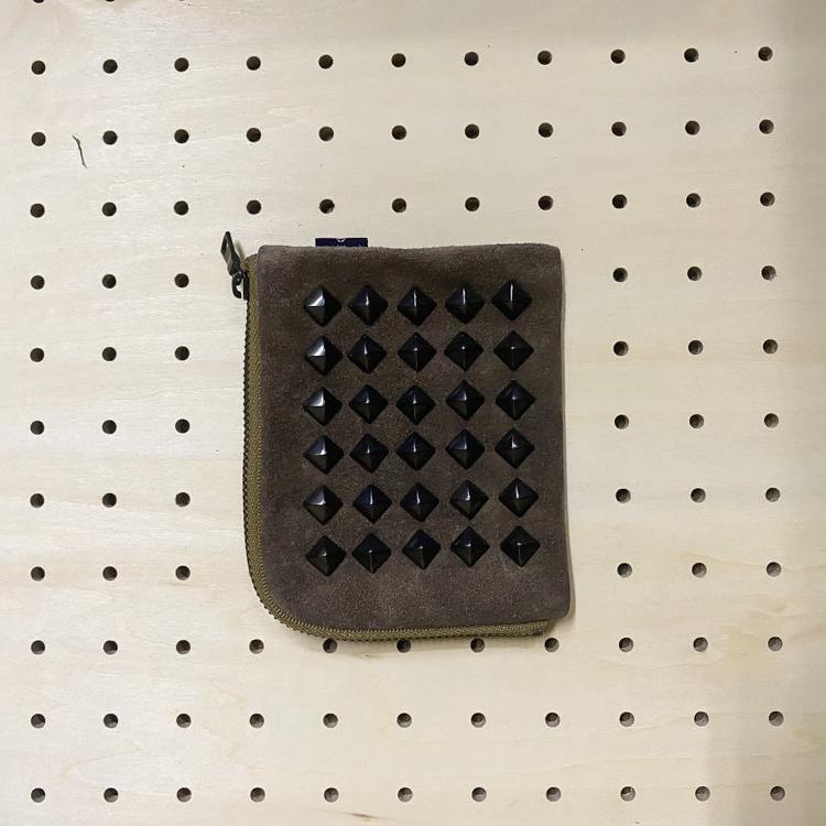 STUDS HALF WALLET